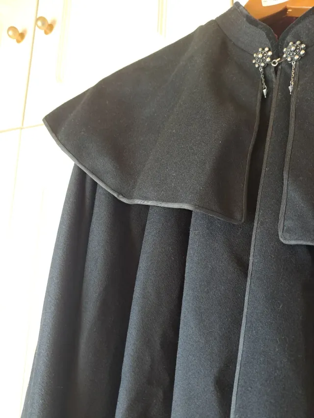 Capa Española Casa Seseña Talla Única