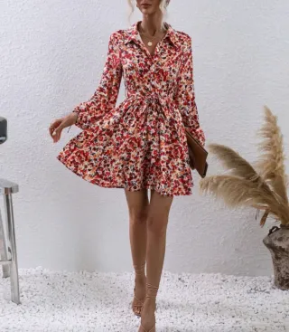 Vestido floral con vuelo