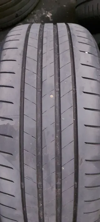 Neumático 225/50 R18 99W