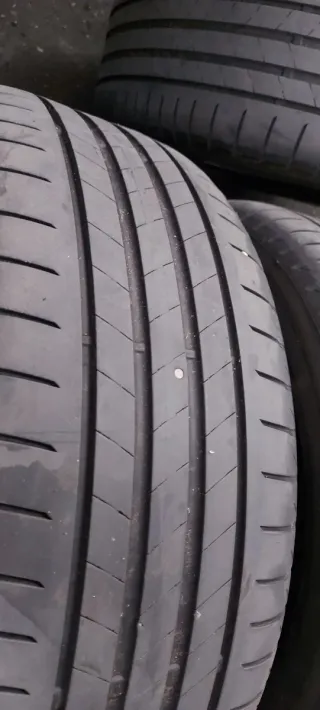 Neumático 225/50 R18 99W
