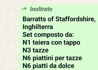 Set piatti blu e bianchi