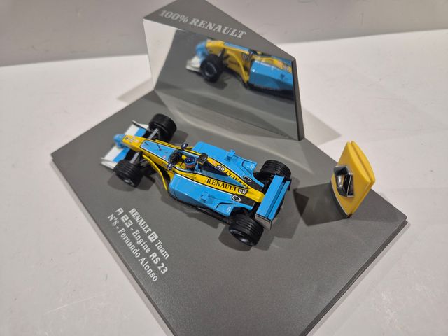 Renault F1 R23 1/43 Universal Hobbies