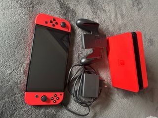 Nintendo Switch OLED Edición Mario Roja