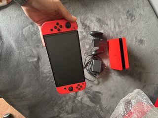 Nintendo Switch OLED Edición Mario Roja