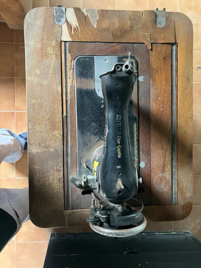 MAQUINAS DE COSER SINGER Y GRITZNER ANTIGUAS