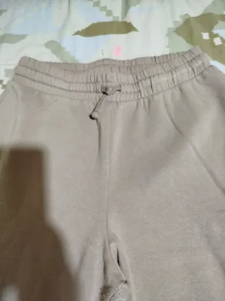 Pantalón cargo Zara beige