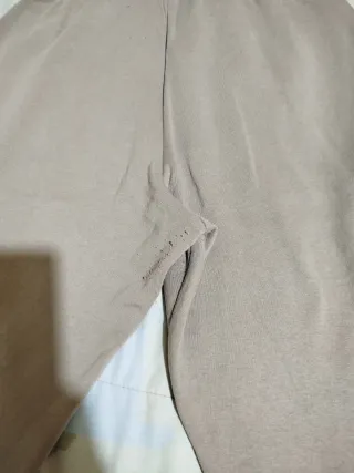 Pantalón cargo Zara beige