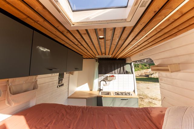 Furgoneta CAMPER L2H2 67.000KM