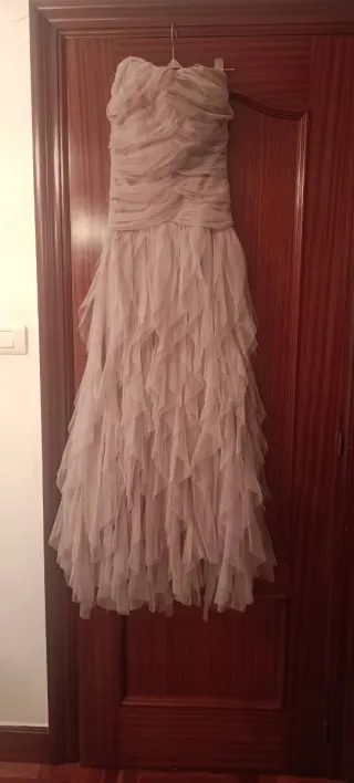 Vestido palabra de honor tul beige talla S