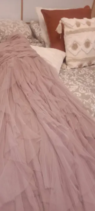 Vestido palabra de honor tul beige talla S