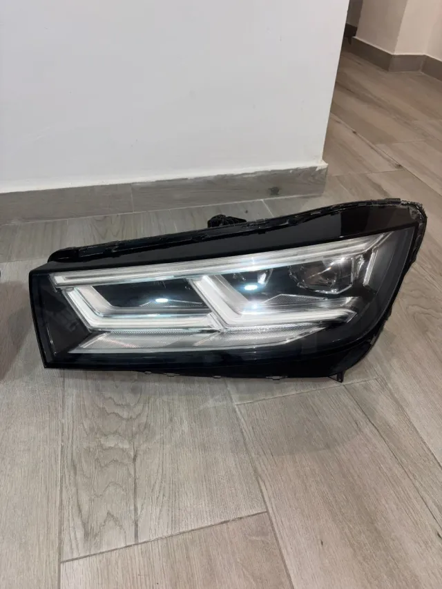 Faro Delantero izquierdo Audi Q5 2020