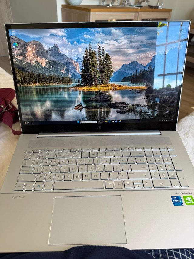 Portátil HP Envy Plata