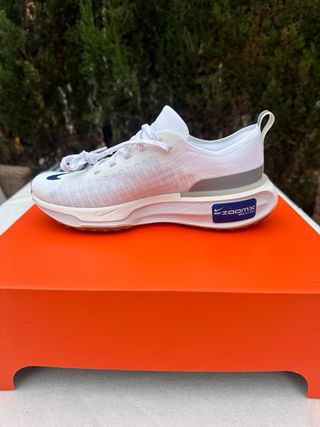 Nike ZoomX Invincible Run 3 Blancas
