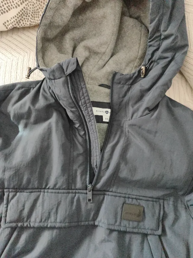 Canguro Alvaro Moreno Negro