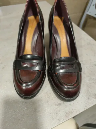 Zapatos de tacón tipo mocasín