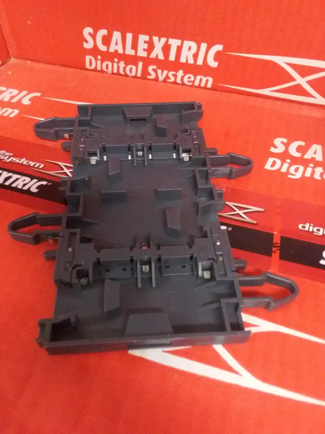 Scalextric Recta 80mm pwer line