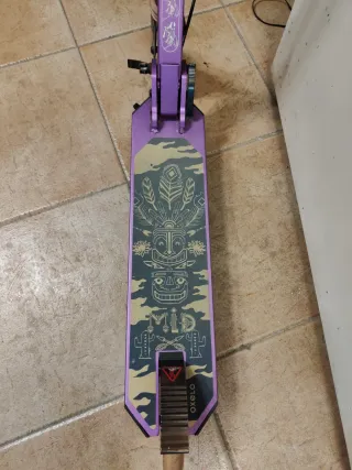 Patinete Oxelo morado