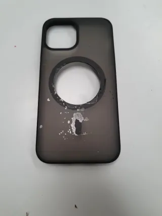 Cover iPhone 15 nera Semitrasparente