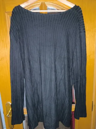 Blusa larga oversize negra