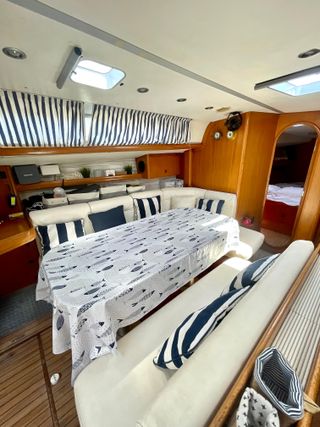 Velero Beneteau Gibsea 472