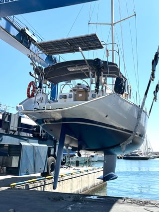 Velero Beneteau Gibsea 472