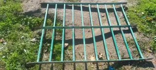 Reja de hierro macizo. Precio Negociable.