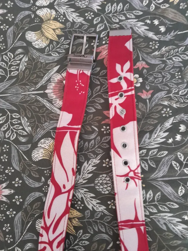 Cinturón Naf Naf Multicolor con Estampado Floral