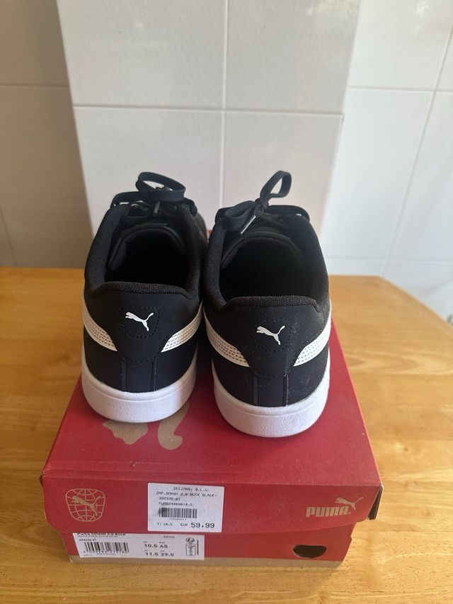 Tênis Puma Pretos e Brancos