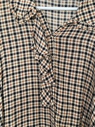 Camisa Zara cuadros negra y beis