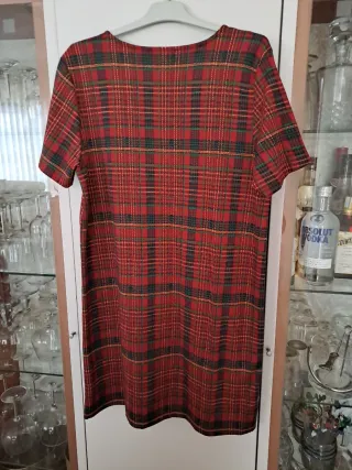 Vestido Pull&Bear Tartán Rojo y Verde Talla M