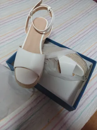 Sandalias blancas mujer maripaz