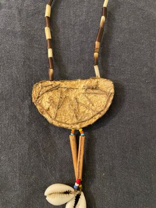 Set gioielli etnici conchiglie e perline