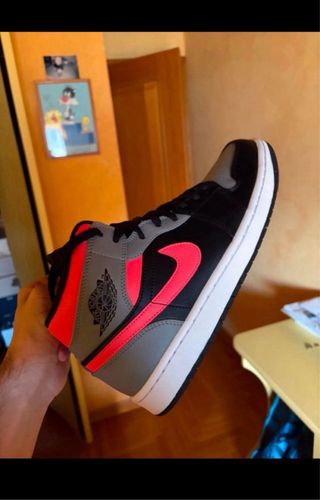 Scarpe Jordan Mid