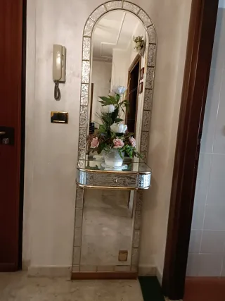 Specchiera da ingresso con cassetto