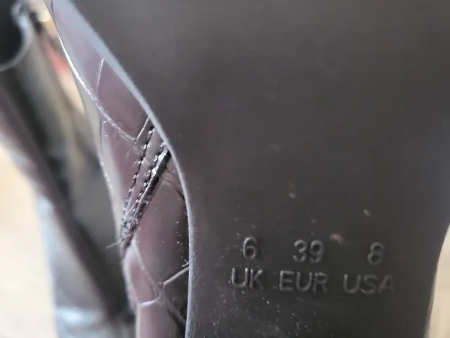 Botas negras Primark efecto piel cocodrilo