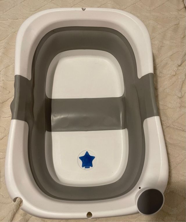 Bañera plegable para bebé con su almohada