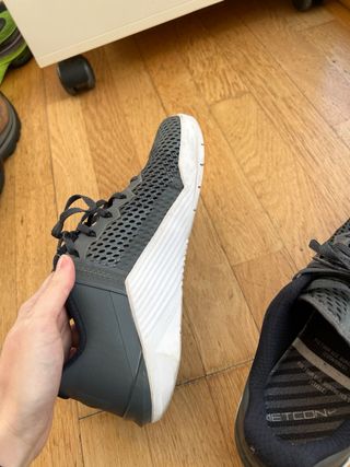 Nike Metcon Talla 42.5 Gris