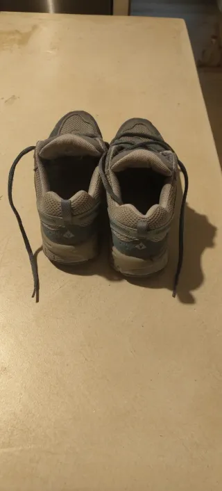 Botas de montaña mujer, de la marca Vasque