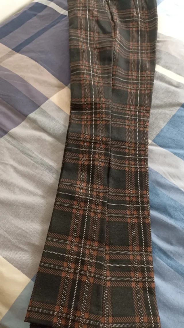 Pantaloni donna taglia S a zampa