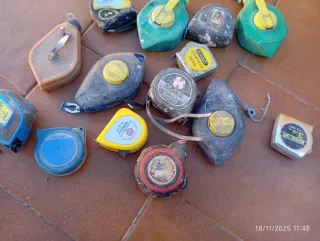 Lote de botas de marcar y metros