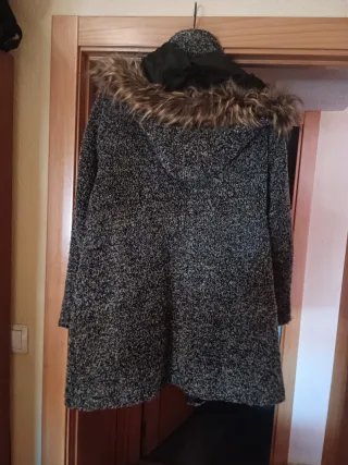 Chaquetón mujer gris y negro