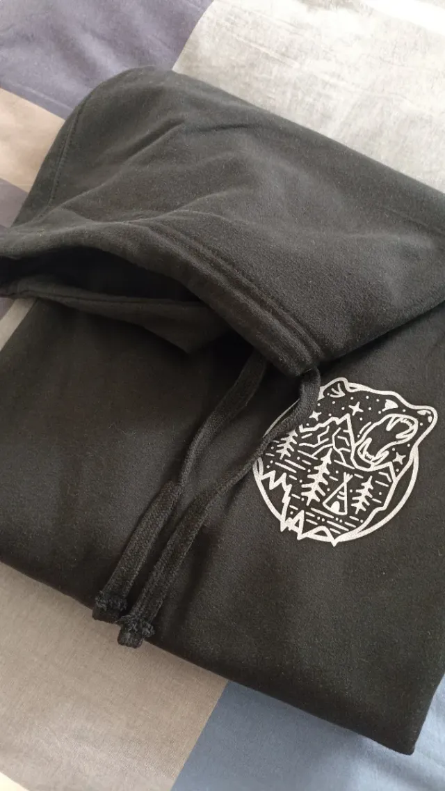 Felpa ragazzo nera con stampa