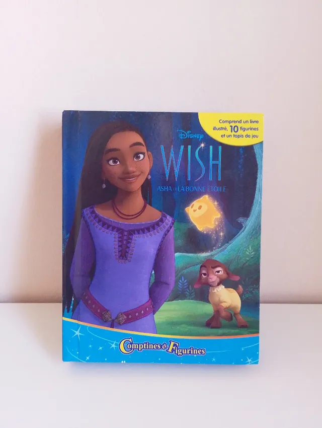 Libro Disney Wish con Figuras y Tapete