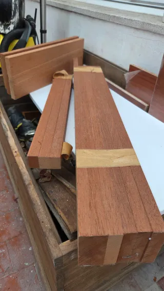 Gubias Pfeil y tengo cedro de brasil para tallar.