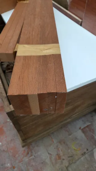 Gubias Pfeil y tengo cedro de brasil para tallar.