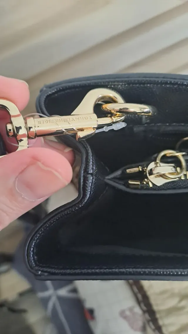 Bolso Tommy Hilfiger Timeless Work Negro Mujer