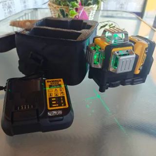 Nivel Láser Dewalt 12V