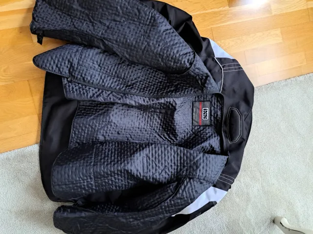 Chaqueta IXS 600 con forro, sin usar