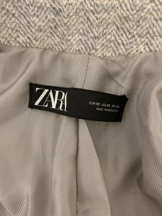 Abrigo Zara Gris Talla XS
