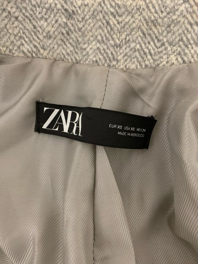 Abrigo Zara Gris Talla XS